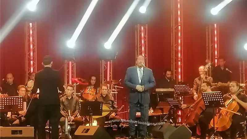 علي الحجار يغرد في سماء نقابة الصحفيين بحفل كامل العدد