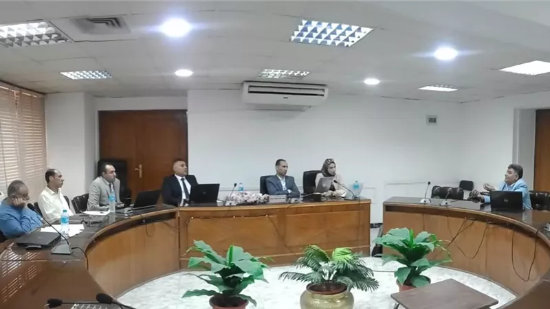 محافظ أسيوط: بدء فعاليات لجنة تقييم المشروعات ب