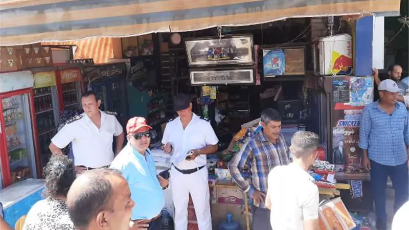جهاز الشروق يشن حملة لرفع الإشغالات بالتعاون مع شرطة المرافق /صور