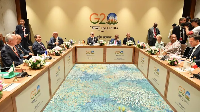 السيسي: ينبغي العمل على سد الفجوة التكنولوجية الكبيرة بين الدول لضمان مستقبل أفضل للبشرية