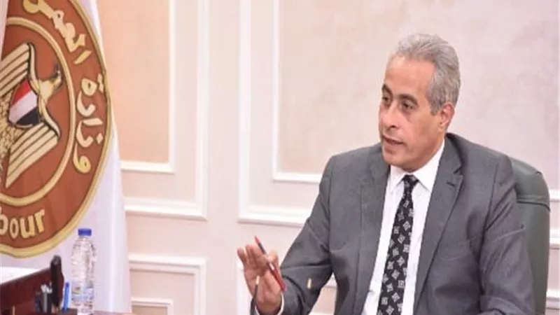 وزير العمل: تعاون لتنمية مهارات الشباب على مِهن بشهادات دولية