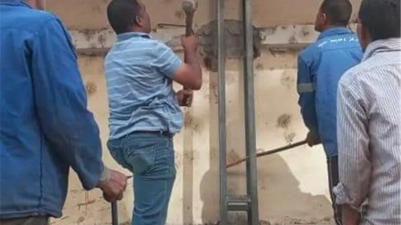 إيقاف أعمال تعديل شقتين من سكني لتجاري بحي شمال مدينة المنيا