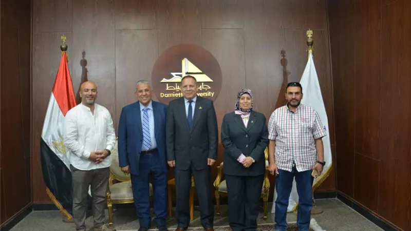 تدريب طالبات كلية تمريض دمياط بمستشفى الأزهر