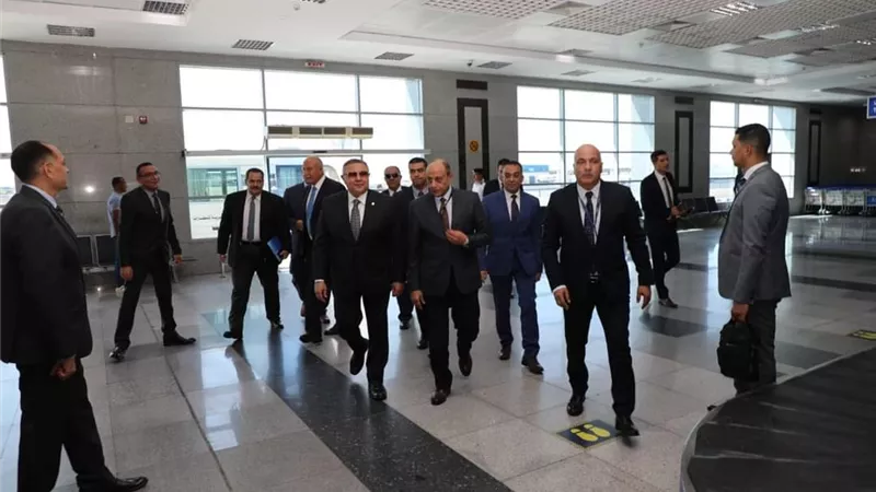 محافظ البحر الأحمر: مدينة الغردقة رائدة بالمشروعات البيئية