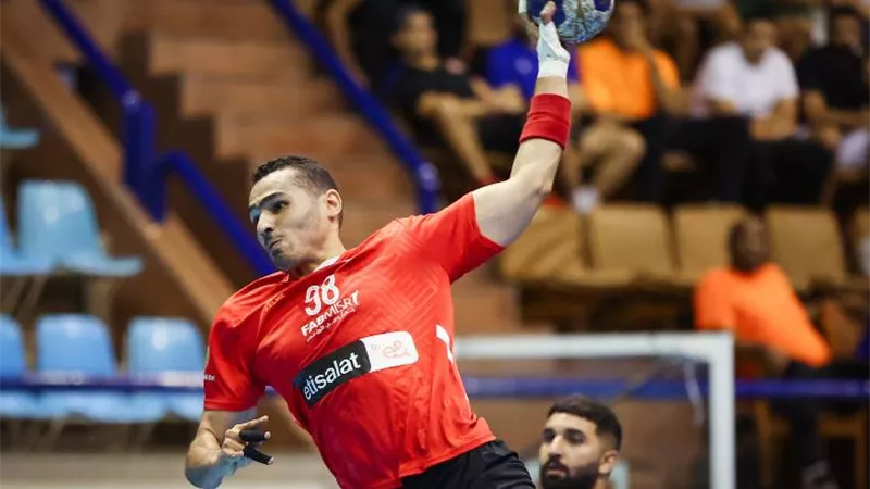 يد الأهلي يفوز على سموحة في رابع مبارياته بدوري المحترفين