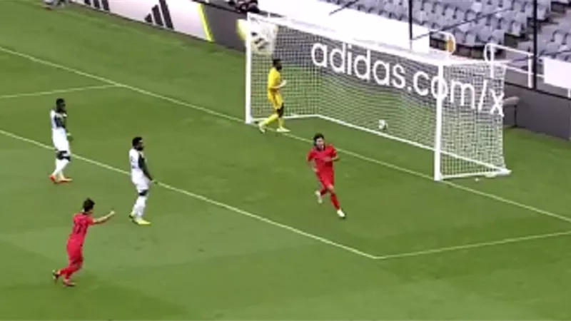 شاهد .. المنتخب السعودى يخسر من كوريا الجنوبية بهدف