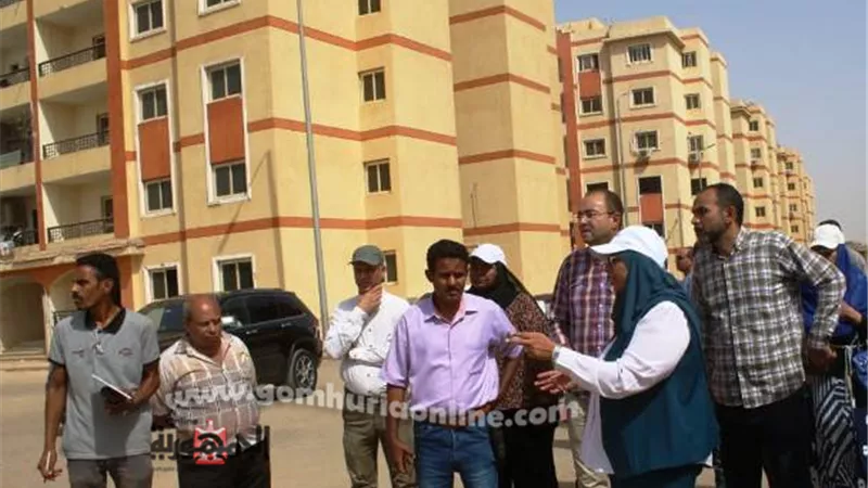 نائب محافظ أسوان تتابع معدلات الإنجاز بمشروع حى اللوتس