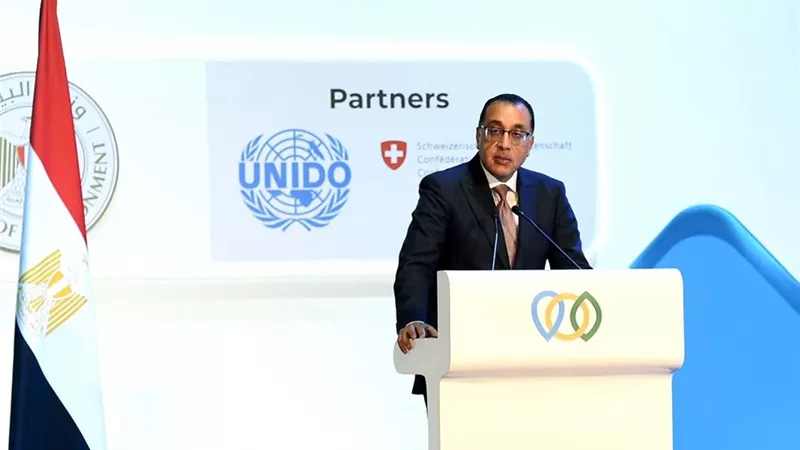 مدبولي : القطاع الخاص يلعب دورًا رائدًا في تنمية الاقتصاد الأخضر