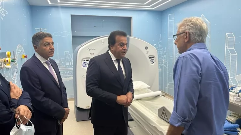 عبدالغفار يؤكد مصر تمتلك كوادر طبية على أعلى مستوى من الكفاءة والحرفية
