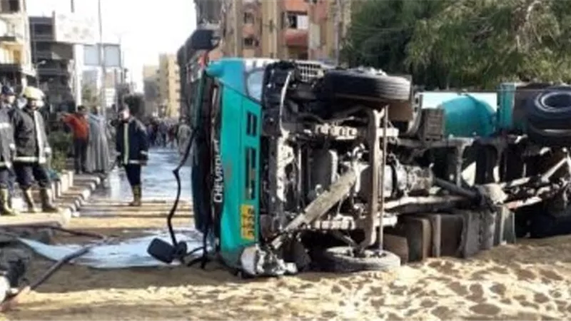 إصابة 11 عاملة في إنقلاب سيارة ربع نقل بالشرقية