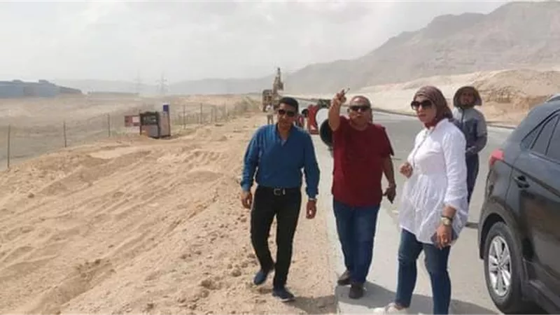 استمرار رفع كفاءة البنية التحتية للمرافق بالمنطقة الصناعية بعتاقة