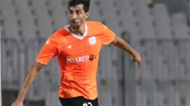 المصري يقترب من ضم محمود حمادة لاعب فاركو