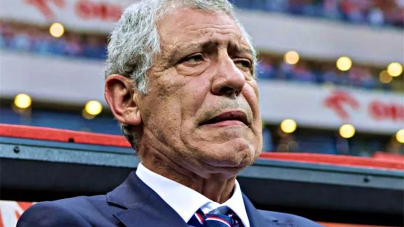 إقالة البرتغالي فرناندو سانتوس رسمياً من تدريب منتخب بولندا