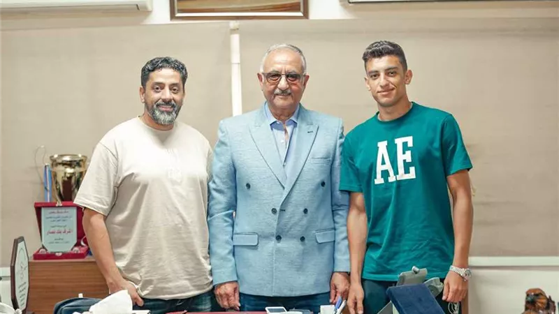 البنك الأهلى يضم أحمد النادرى من غزل المحلة