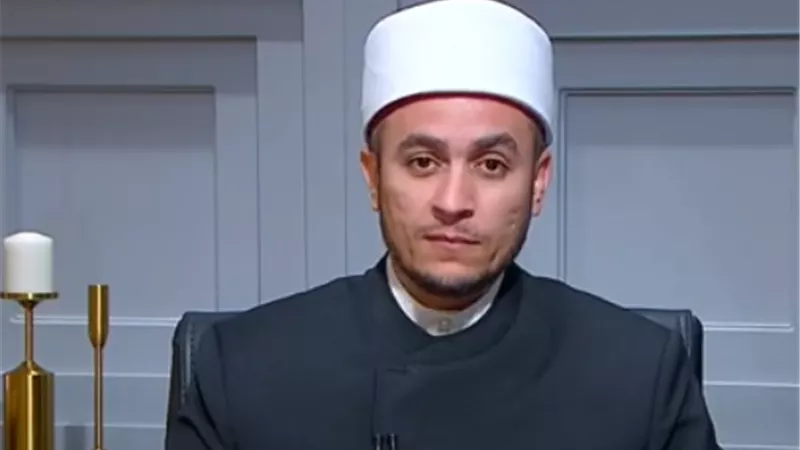 سيدة تتبنى طفل لحرمان الورثة من الميراث.. وأمين الفتوى يرد