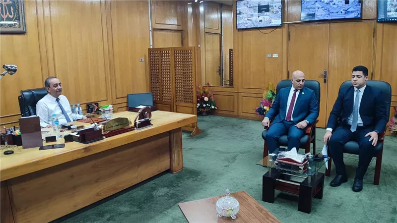 محافظ الإسماعيلية يستقبل وفد المبادرة الرئاسية 