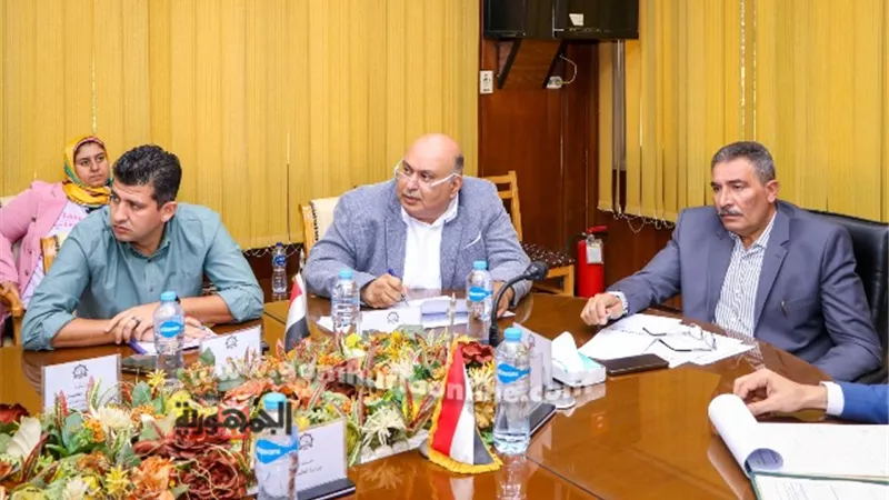 خطة لمكافحة التلوث والتخلص من المخالفات بميناء دمياط