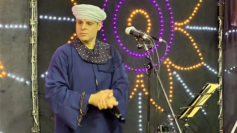 الصوفيه يحتفلون بالليلة الختامية بمولد السيوطي
