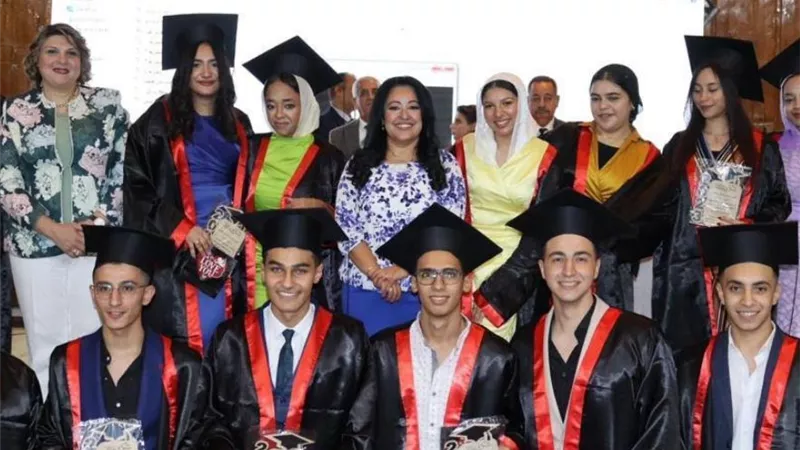 تخريج الدفعة ١٤ من طلبة الثانوية العامة بمدرسة الكنيسة الإنجيلية