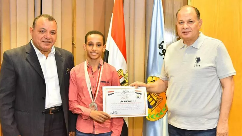 محافظ أسيوط يكرم لاعبي المشروع القومي للموهبة