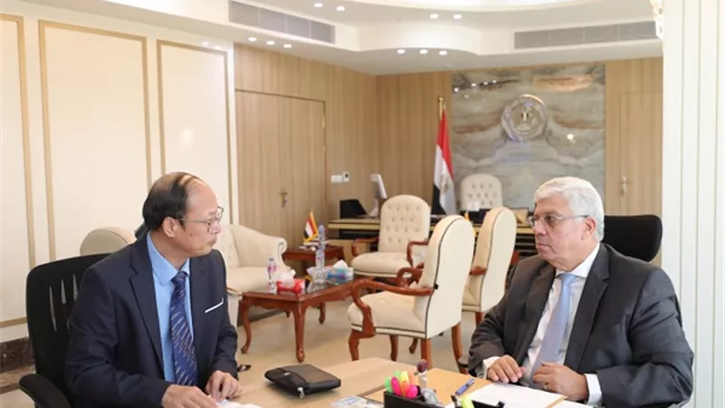 وزير التعليم العالي يبحث آليات دعم التعاون العلمي مع الصين