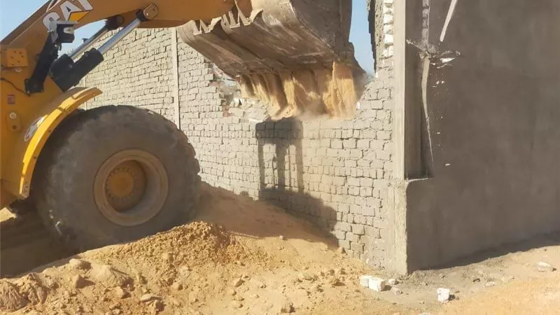 محافظ الشرقية يوجه بعدم التهاون في تنفيذ الإزالة الفورية في المهد