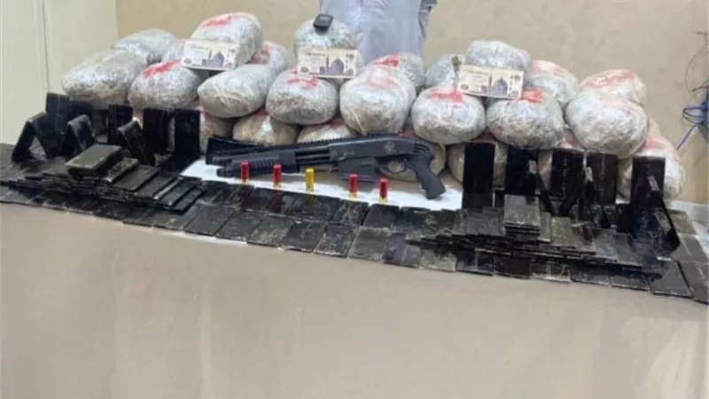 قيمتها 2 مليون جنية .. ضبط عنصر إجرامى ب15 كيلو حشيش و40 كيلو هيدرو
