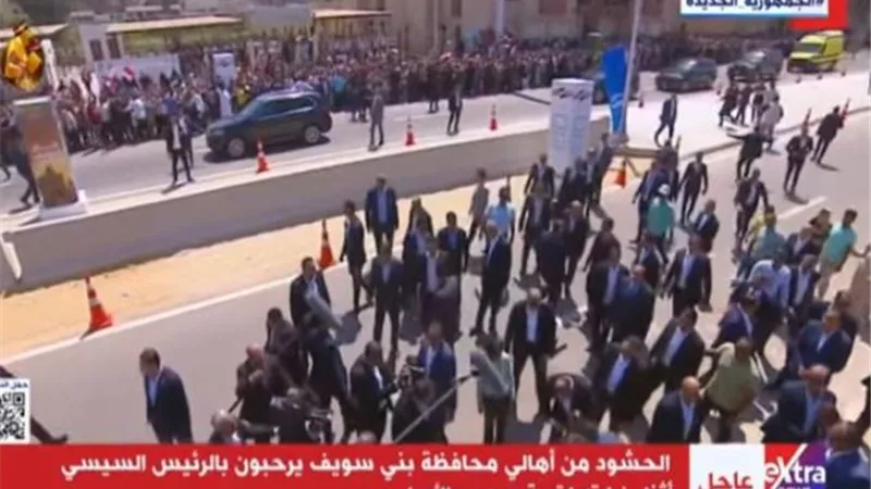 جولة للرئيس السيسى فى شوارع قرية سدس الأمراء .. ويلتقى بالمواطنين