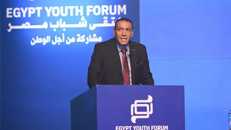 شباب العمال:قرارات الرئيس السيسى بزيادة العلاوات شعلة كرامة جديدة