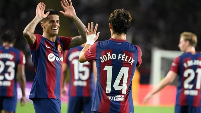 برشلونة يحقق فوزًا كبيرًا على ريال بيتيس بخماسية نظيفة