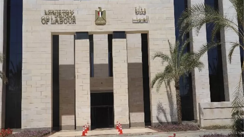 التمثيل العمالي بإيطاليا ينجح في عودة مستحقات مواطنين مصريين