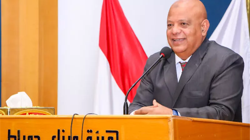 ميناء دمياط يجذب عددا من الخطوط الملاحية العالمية