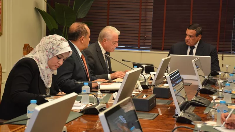 آمنة يشيد بجهود جنوب سيناء فى تنفيذ المشروعات بالمناطق المختلفة