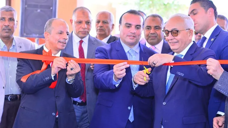 وزير التعليم يفتتح مدرسة ترعة السواحل بأرمنت ضمن 