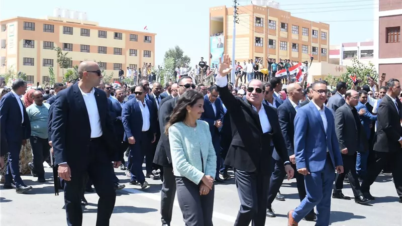 متحدث الرئاسة ينشر صور زيارة الرئيس لمحافظة بني سويف وتفقد قرية سدس الأمراء