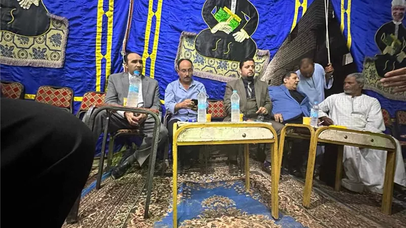 برلماني المنيا يعزى أسر شهداء الإعصار ويستمع لطبات أهالى