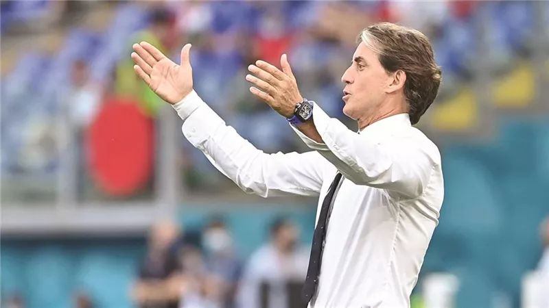 شكوك حول مستقبل مانشيني مع منتخب السعودية