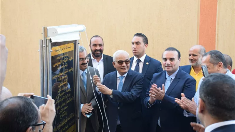 وزير التعليم يفتتح ٥١١ فصل داخل ٤٠ مدرسة جديدة بالأقصر