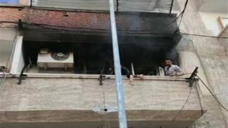 إصابة 5 إثر حريق شقة سكنية بمدينة العبور