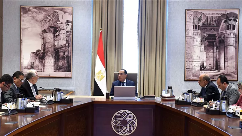 محمود عصمت :مصنع غزل 4 بالمحلة الكبرى في مرحلة التشغيل التجريبي