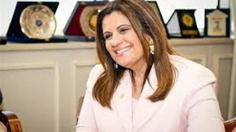 الهجرة تبحث مع المديرالتنفيذي للأكاديمية الوطنية لتعزيز التعاون
