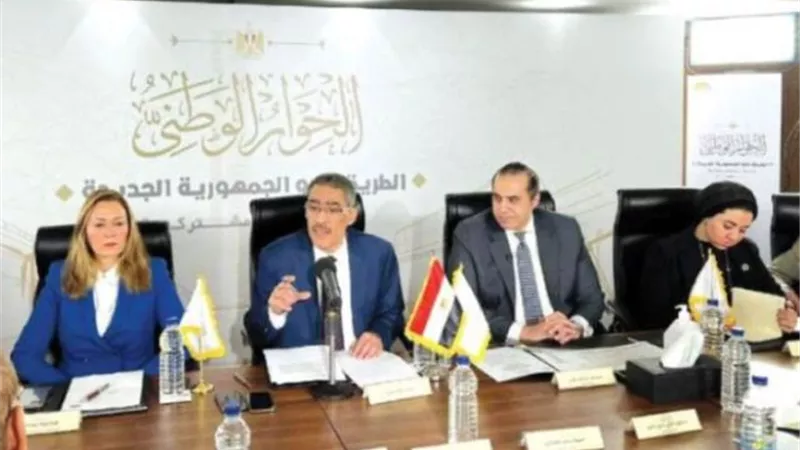 الحوارالوطني يوصي بالنظر للانتخابات الرئاسية على أنها استحقاق مهم