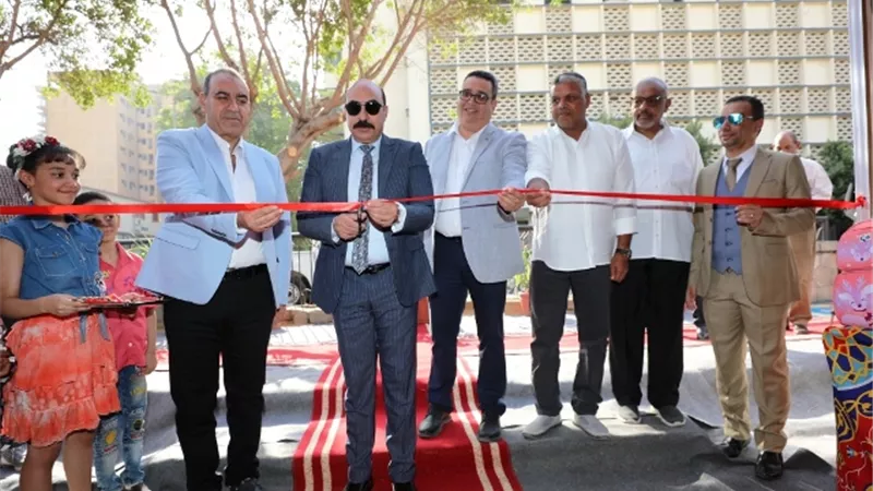 محافظ أسوان يفتتح معرض أهلاً بالمدارس بتخفيضات تصل إلى 30 %