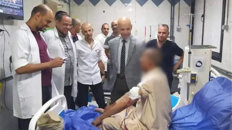 وكيل وزارة الصحة يتفقد الخدمات الطبية بمستشفى أبوحماد