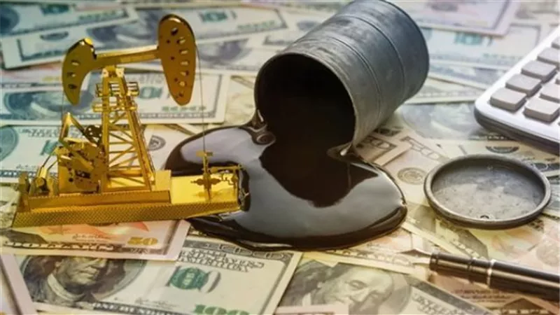 النفط يهبط قبيل إعلان قرار الاتحادي بشأن سعر الفائدة