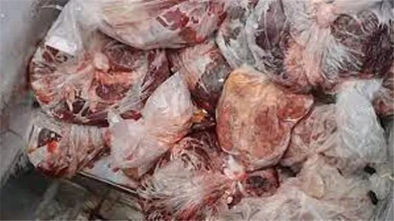 بيطري المنيا يضبط لحوم غير صالحة للاستهلاك الآدمى