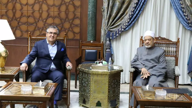 الإمام الأكبر: الأزهر لن ينسى التاريخ القاسي الذي مرت به البوسنة