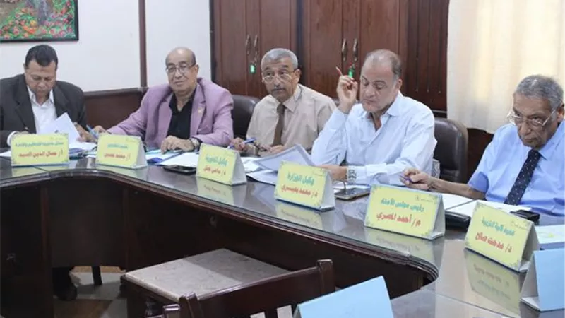 مدير تعليم الإسماعيلية يترأس لجنة التجديد للوظائف الإشرافية