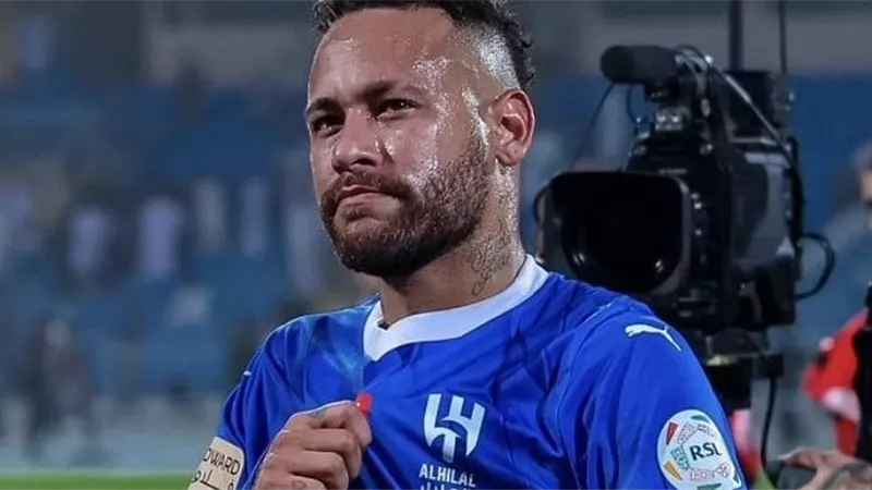 نيمار يستعين بمدربه البدني لتفادي الإصابات مع الهلال السعودي