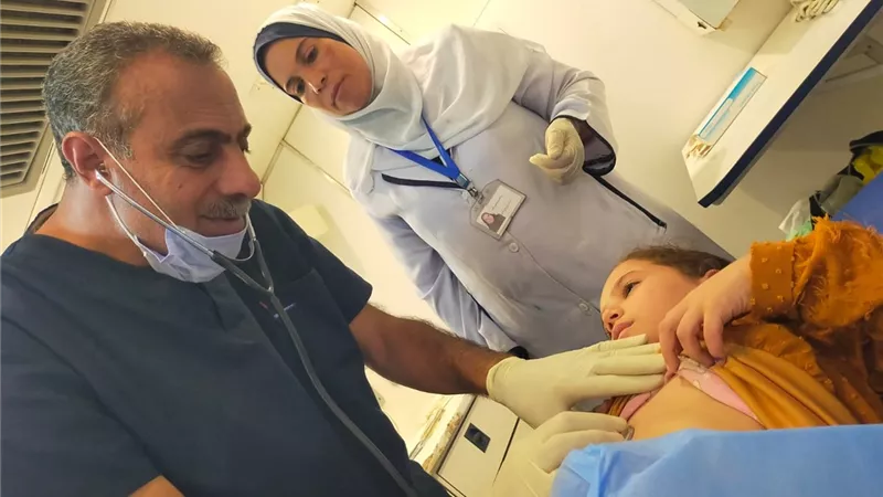 تقديم الخدمة الطبية لـ ٢٠٠٠ مواطن بقرية سمعان